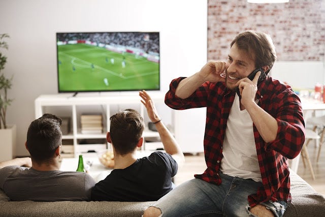 Unlocking the Potential: Exploring the Advantages of IPTV Services