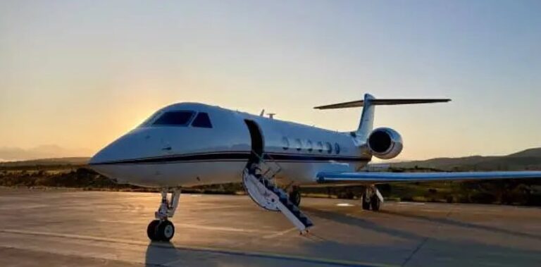 Private Charter Cost Estimators: Why You Need One?